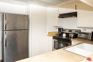 Condominium, 10966 Rochester ave, Westwood, CA 90024 - 8