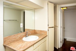 Condominium, 10966 Rochester ave, Westwood, CA 90024 - 18