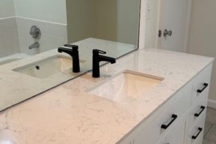 , 2320 Bentley ave, Westwood, CA 90064 - 9