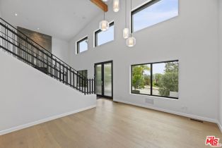 , 105 Sequoia dr, Pasadena, CA 91105 - 5