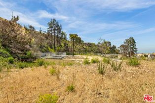 , 1228 Las Lomas pl, Pacific Palisades, CA 90272 - 3