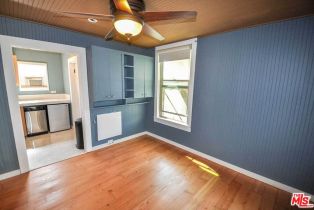 , 2315 2nd Street, Santa Monica, CA 90405 - 6