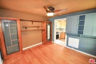 , 2315 2nd Street, Santa Monica, CA 90405 - 9