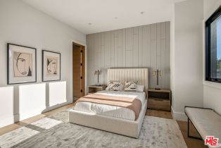 Single Family Residence, 17341 W Amina Pl, Encino, CA 91316 - 13