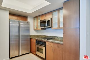 , 13700 Marina Pointe dr, Marina Del Rey, CA 90292 - 5