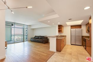 , 13700 Marina Pointe dr, Marina Del Rey, CA 90292 - 3