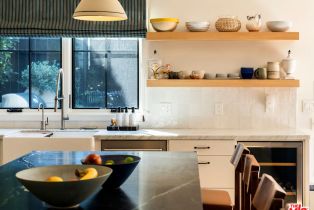 , 1099 Nowita pl, Venice, CA 90291 - 9