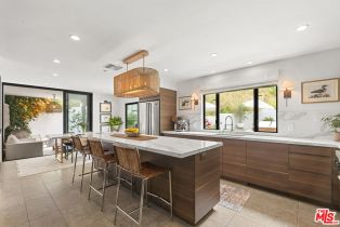 , 1739 San Ysidro dr, Beverly Hills, CA 90210 - 9