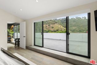 , 1739 San Ysidro dr, Beverly Hills, CA 90210 - 17