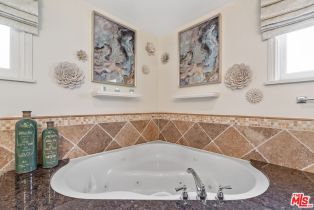 Single Family Residence, 1865 Villa st, Pasadena, CA 91107 - 17