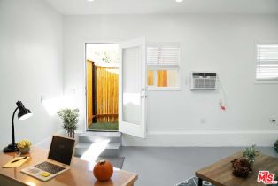 Residential Income, 1256 Chelsea ave, Santa Monica, CA 90404 - 7