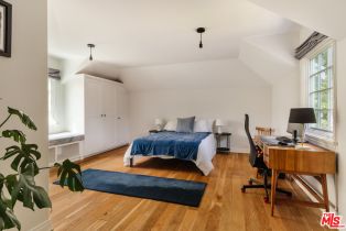 Single Family Residence, 4106 Longridge ave, Sherman Oaks, CA 91423 - 32