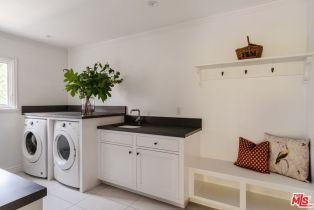 Single Family Residence, 4106 Longridge ave, Sherman Oaks, CA 91423 - 40