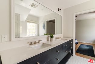 Single Family Residence, 4106 Longridge ave, Sherman Oaks, CA 91423 - 34