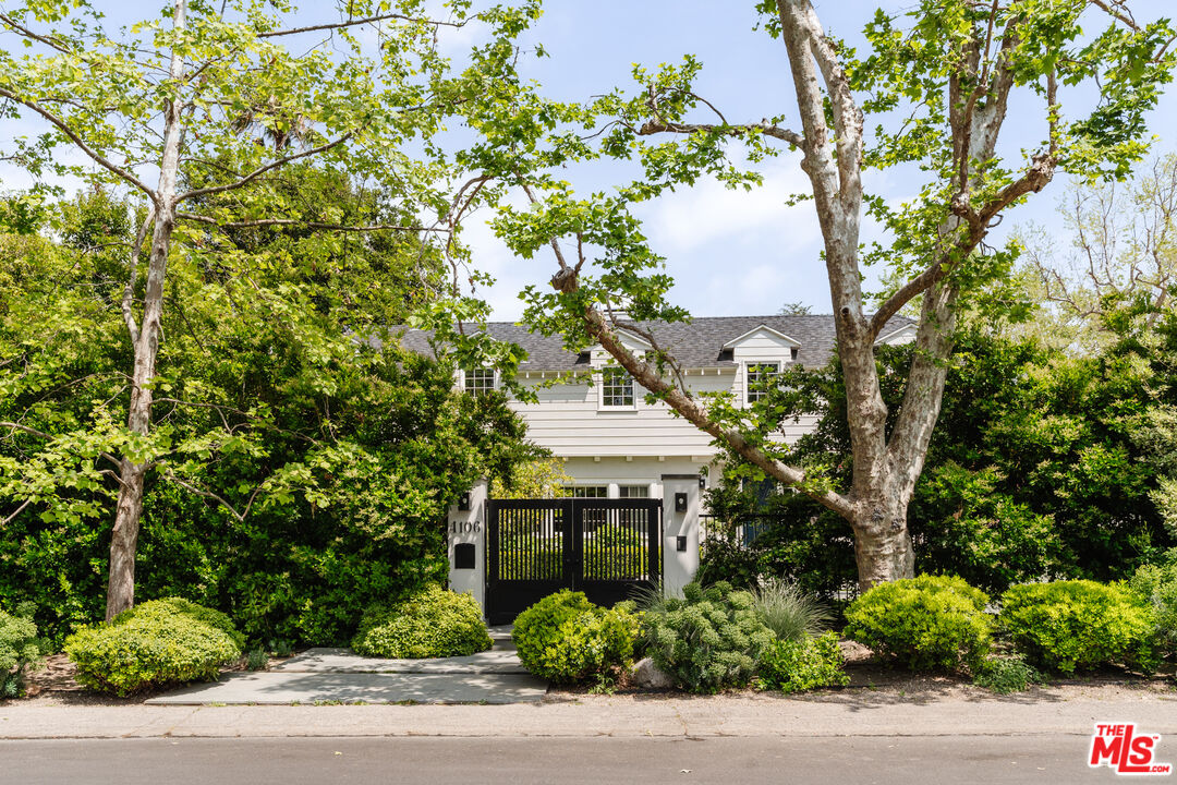 Single Family Residence, 4106 Longridge ave, Sherman Oaks, CA 91423 - 1