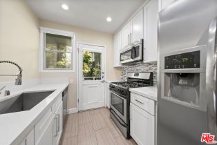 Apartment, 8555 Sherwood dr, West Hollywood , CA 90069 - 12