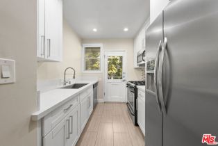 Apartment, 8555 Sherwood dr, West Hollywood , CA 90069 - 11