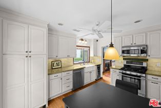 Single Family Residence, 8265 Romaine st, West Hollywood , CA 90046 - 14