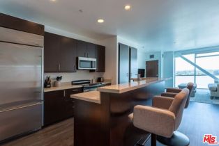 , 8601 Wilshire Blvd, Beverly Hills, CA 90211 - 2