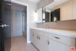 , 8601 Wilshire Blvd, Beverly Hills, CA 90211 - 10