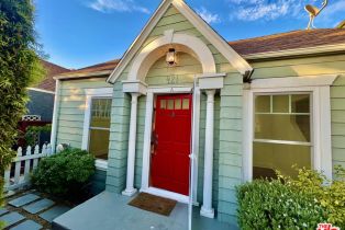 Single Family Residence, 421   Grand Blvd, Venice, CA  Venice, CA 90291