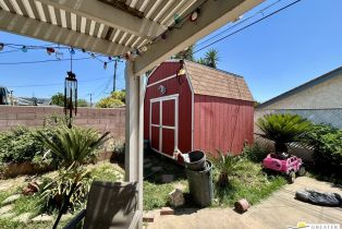 Single Family Residence, 3332 Debbie ln, Riverside, CA 92501 - 8