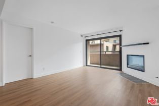 , 8300 Manitoba st, Playa Del Rey , CA 90293 - 4