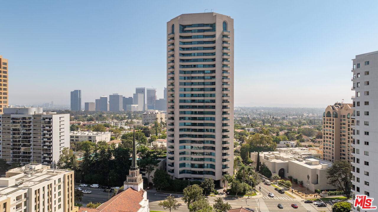 Condominium, 10490 Wilshire blvd, Westwood, CA 90024 - 1