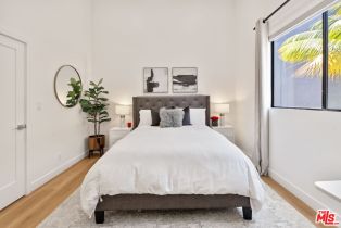 Condominium, 10620 Eastborne ave, Westwood, CA 90024 - 27