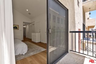 Condominium, 10620 Eastborne ave, Westwood, CA 90024 - 22