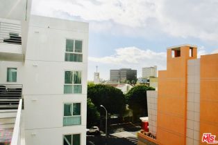 , 1241 5TH st, Santa Monica, CA 90401 - 4