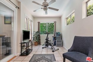 Single Family Residence, 13155 Hartsook st, Sherman Oaks, CA 91423 - 18