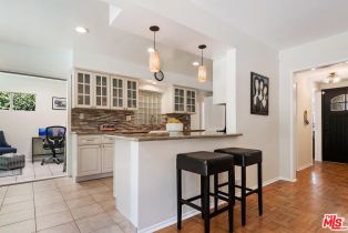 Single Family Residence, 13155 Hartsook st, Sherman Oaks, CA 91423 - 9