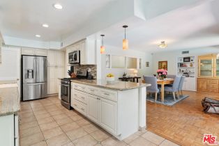 Single Family Residence, 13155 Hartsook st, Sherman Oaks, CA 91423 - 13