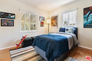 Single Family Residence, 13155 Hartsook st, Sherman Oaks, CA 91423 - 28