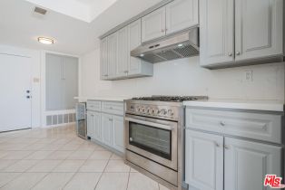 Townhouse, 1694 Michael ln, Pacific Palisades, CA 90272 - 18