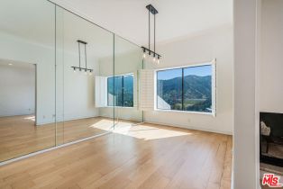 Townhouse, 1694 Michael ln, Pacific Palisades, CA 90272 - 12