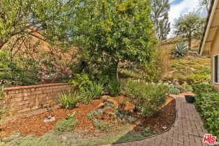 Single Family Residence, 17181 Avenida De La Herradura, Pacific Palisades, CA 90272 - 39