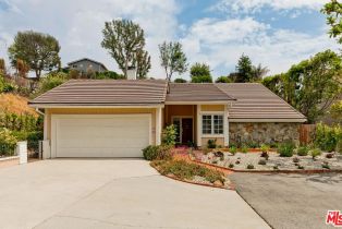Single Family Residence, 17181 Avenida De La Herradura, Pacific Palisades, CA 90272 - 2