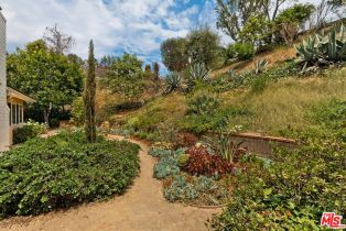 Single Family Residence, 17181 Avenida De La Herradura, Pacific Palisades, CA 90272 - 30