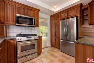 Single Family Residence, 17181 Avenida De La Herradura, Pacific Palisades, CA 90272 - 19