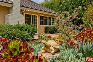 Single Family Residence, 17181 Avenida De La Herradura, Pacific Palisades, CA 90272 - 32