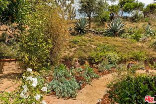 Single Family Residence, 17181 Avenida De La Herradura, Pacific Palisades, CA 90272 - 35
