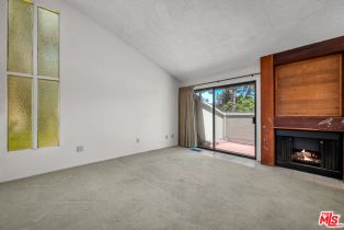 Condominium, 13135 Mindanao way, Marina Del Rey, CA 90292 - 4