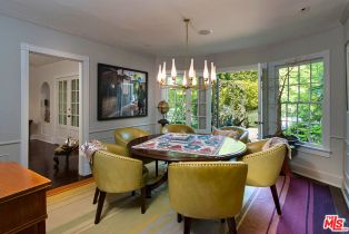 Single Family Residence, 369 23rd st, Santa Monica, CA 90402 - 4