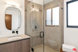 Single Family Residence, 11428 Dona Lola dr, Studio City, CA 91604 - 35