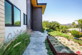 Single Family Residence, 11428 Dona Lola dr, Studio City, CA 91604 - 3