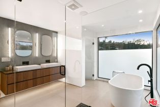 Single Family Residence, 11428 Dona Lola dr, Studio City, CA 91604 - 24