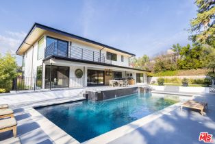 Single Family Residence, 11428 Dona Lola dr, Studio City, CA 91604 - 4