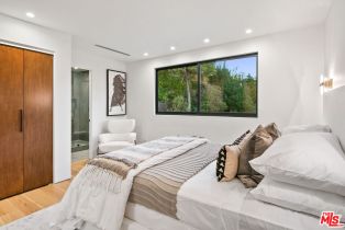 Single Family Residence, 11428 Dona Lola dr, Studio City, CA 91604 - 28